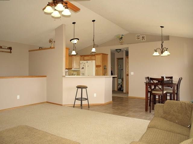 101 E Stone Path St, Derby, KS 67037