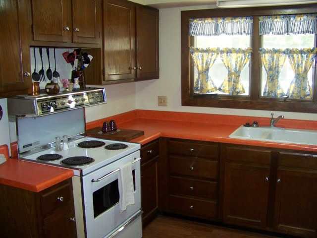 1926 E Scott, Wichita, KS 67216