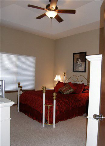 2042 E Quail Hl, Derby, KS 67037