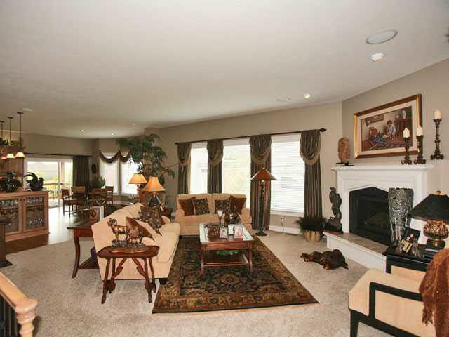 1863 N Rusty Gate, Wichita, KS 67206