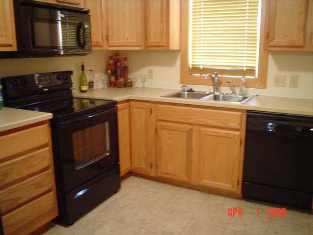 2545 E Sennett, Wichita, KS 67211