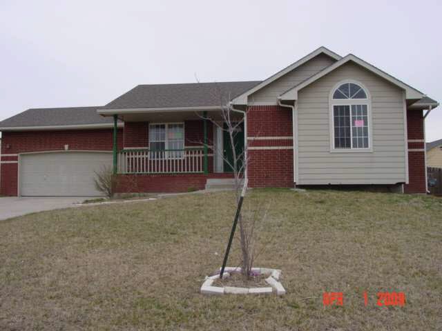 104 Strode Ave, Rose Hill, KS 67133