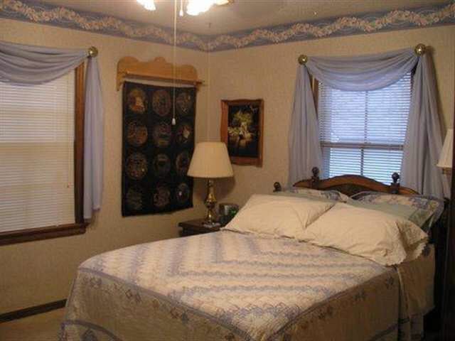 412 Magnolia, Newton, KS 67114