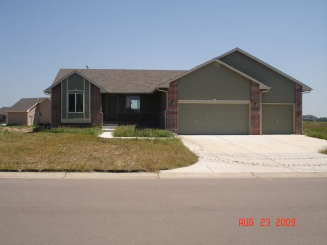 1102 Oak Rg, Goddard, KS 67052