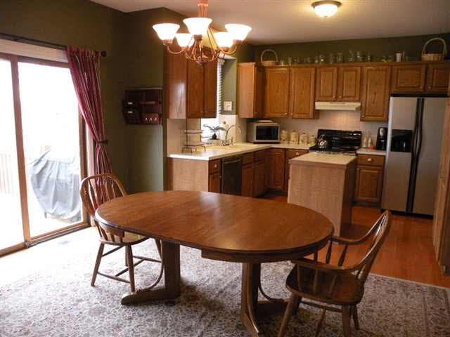 208 N Bent Tree Ct, Andover, KS 67002