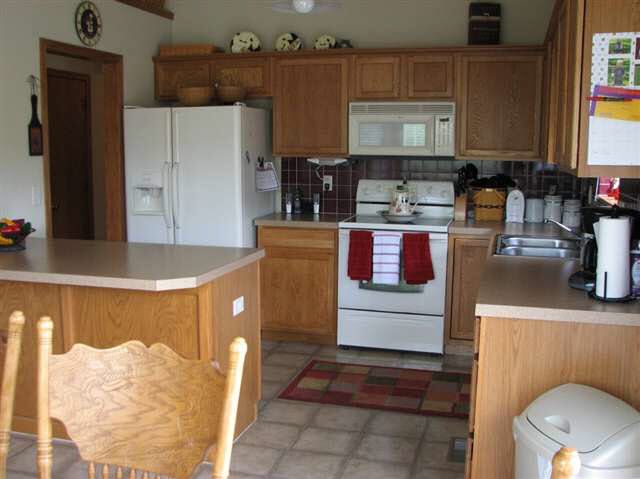 1714 Buckeye Ct, Andover, KS 67002