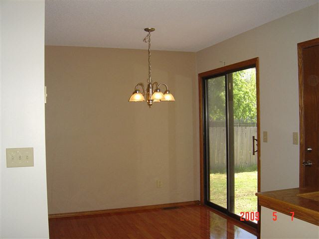 6325 W 35th, Wichita, KS 67215