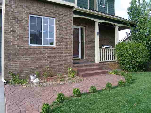 815 Hawthorne, Derby, KS 67037