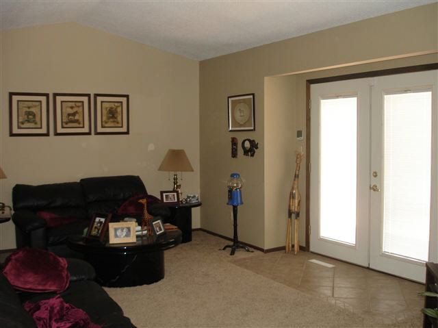 4058 N Auburn, Bel Aire, KS 67220