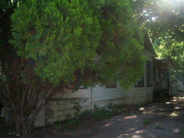 128 N Green, Wichita, KS 67214
