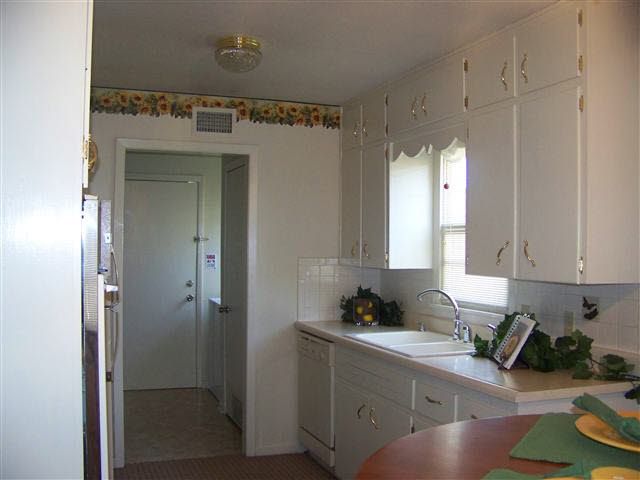 821 Maxwell, Wichita, KS 67217