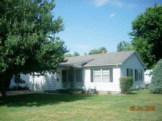 1010 S Clifton, Wichita, KS 67218
