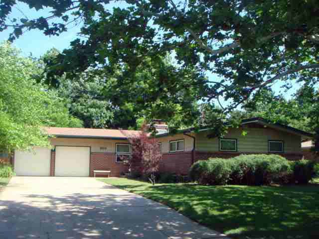 9820 W 3rd, Wichita, KS 67212