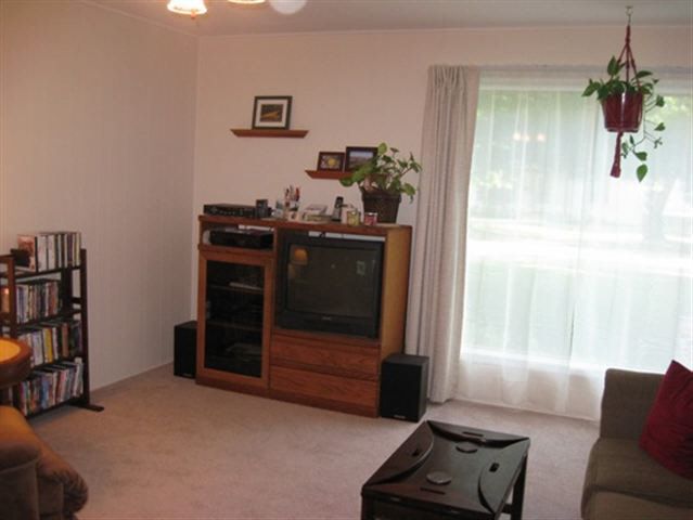 3425 E Grandview, Wichita, KS 67218