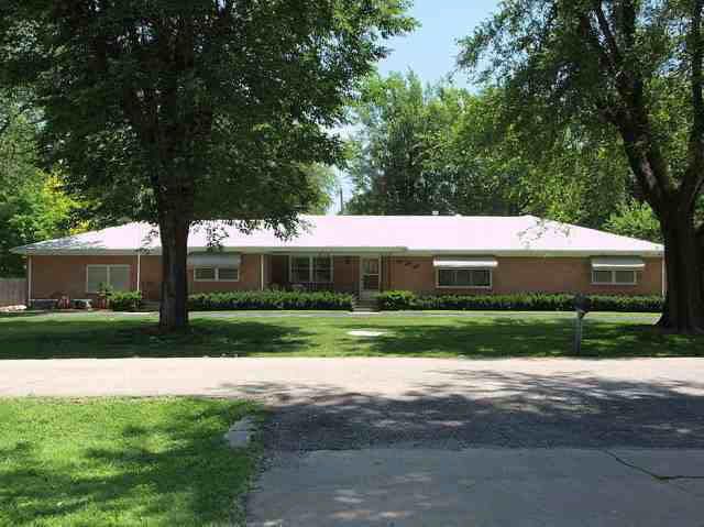 558 Brookhaven Dr, Wichita, KS 67230