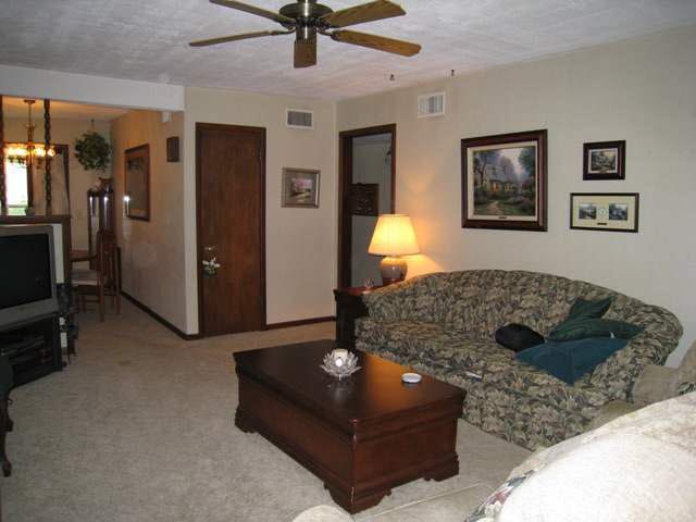 1632 S Drollinger, Wichita, KS 67218