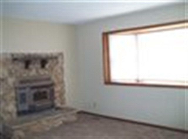 1402 Meeker Ct, Rose Hill, KS 67133