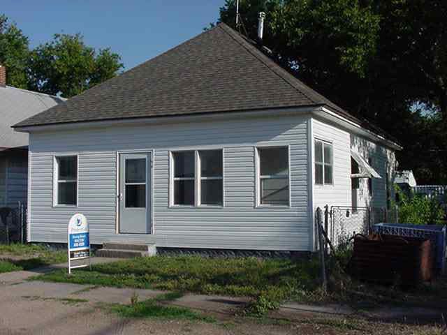 627 E 14th, Wichita, KS 67212