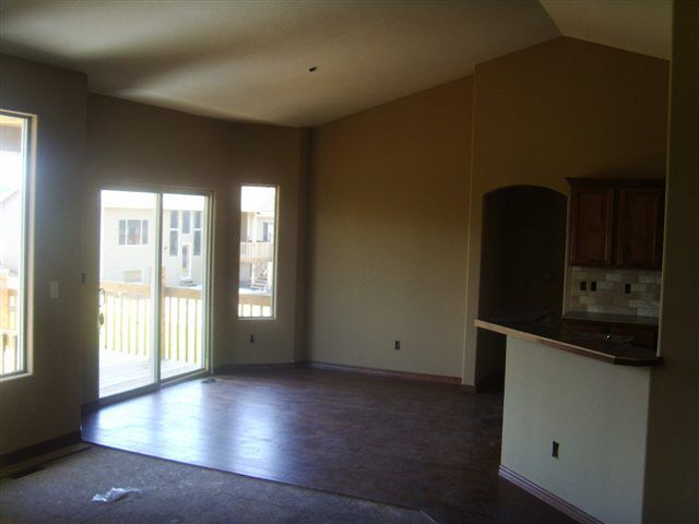 2049 Brookstone, Derby, KS 67037