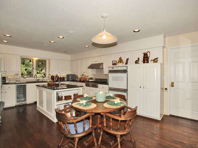 334 N Hampton, Wichita, KS 67206