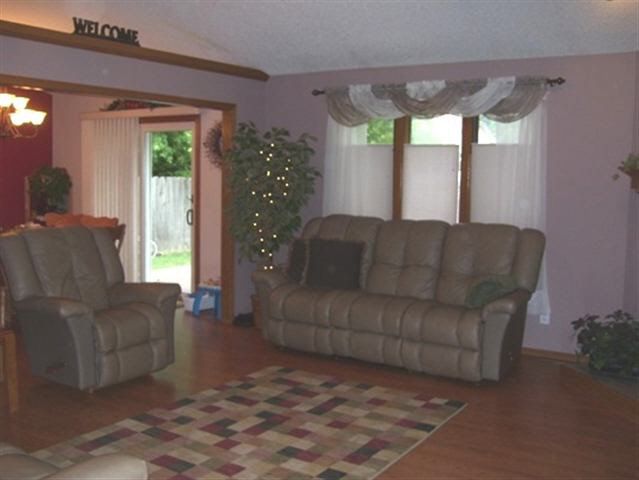 11330 W Bekemeyer, Wichita, KS 67212