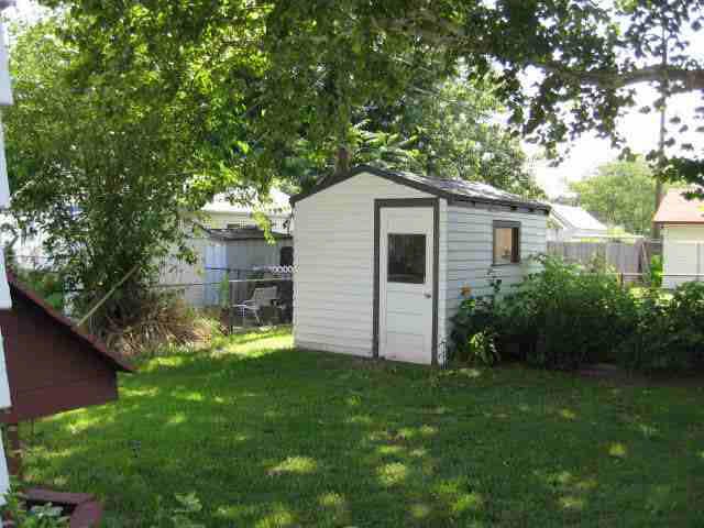 1419 E Crowley, Wichita, KS 67216