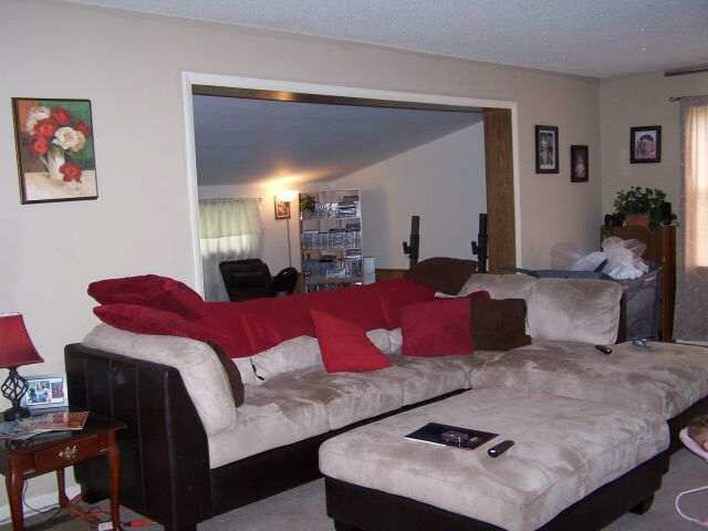 1603 Cron, Augusta, KS 67010