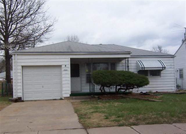 1506 N Pinecrest, Wichita, KS 67208