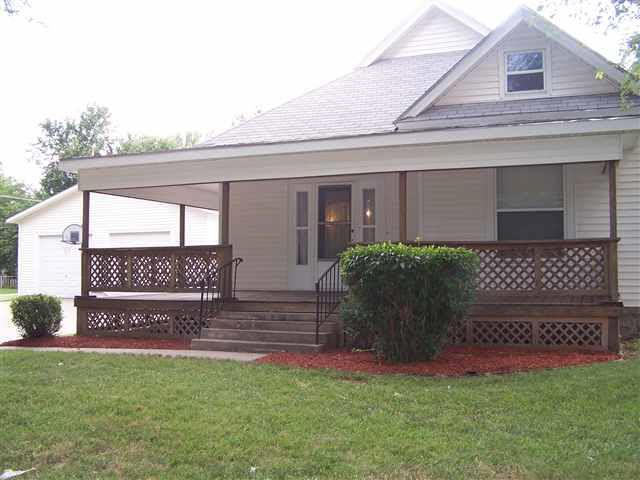 307 N Mclain, Newton, KS 67114