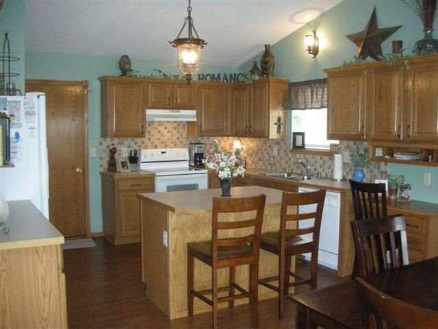 238 S Jamestown Cr, Andover, KS 67003