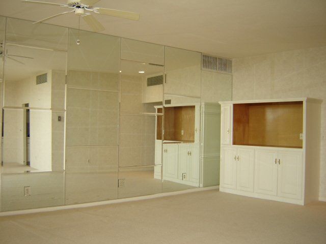 1401 River Blvd #4A, Wichita, KS 67203