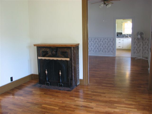 703 Old Main, Newton, KS 67114