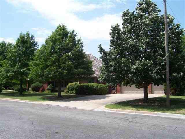 1324 Perth, Wichita, KS 67208