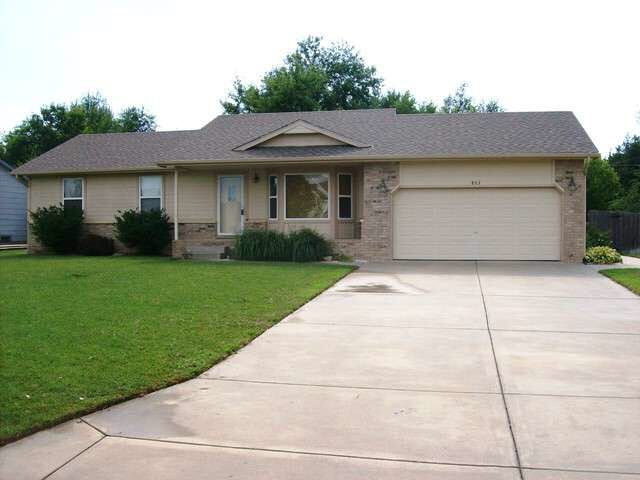 803 S Highland Dr, Andover, KS 67002