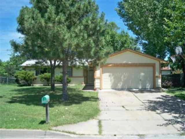 4906 E Looman, Wichita, KS 67220