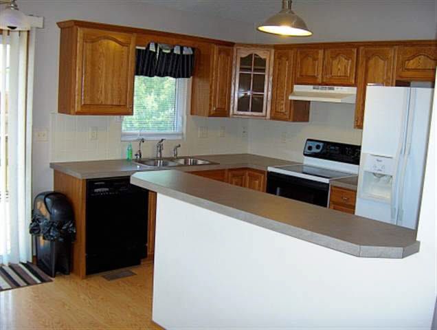 1101 N Raintree, Derby, KS 67037