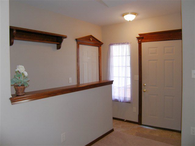 8 W Son Ct, Valley Center, KS 67147