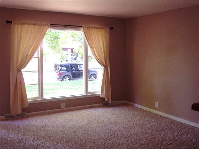 1133 E Del Mar, Wichita, KS 67216