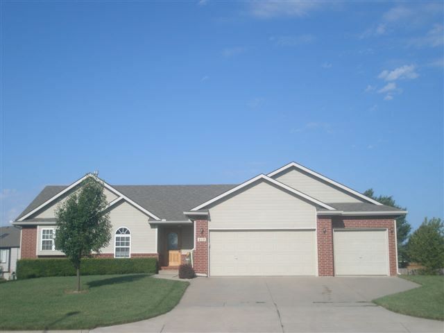 217 S Lakeside, Andover, KS 67002