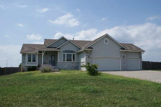 201 Tanner Trail Ct, Valley Center, KS 67147