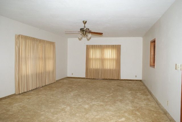 120 E Vine St, Argonia, KS 67004