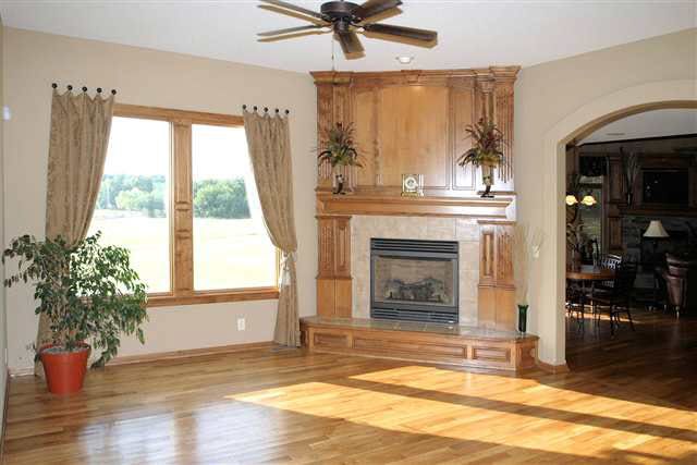 1713 E Elk Rg, Goddard, KS 67052