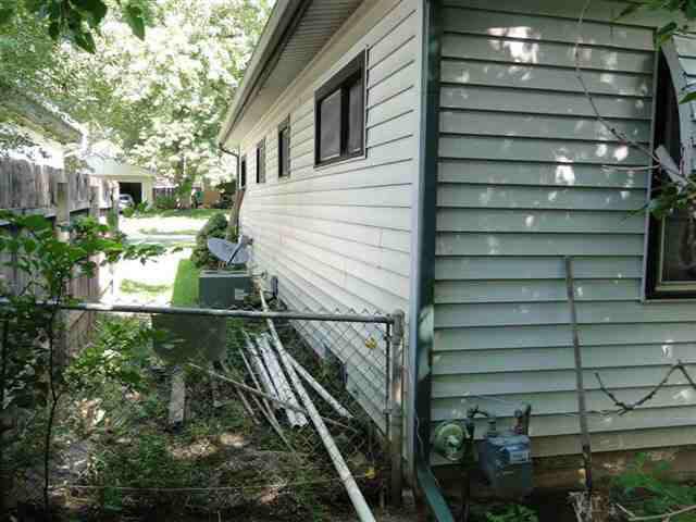 509 S Westview Dr, Derby, KS 67037