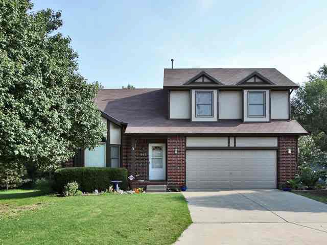 940 W 33rd St N, Wichita, KS 67204