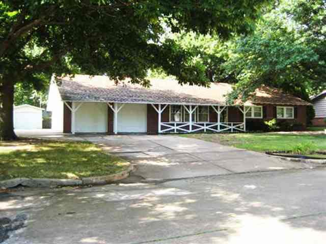 8115 E Morningside, Wichita, KS 67207