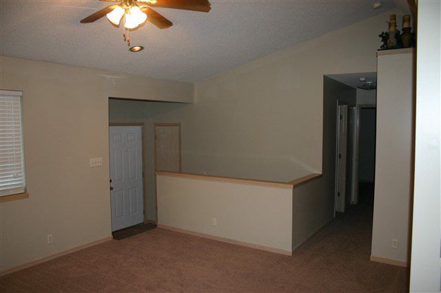 702 S Cranbrook, Wichita, KS 67207
