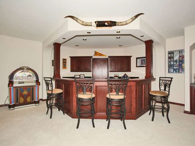 17297 SW Santa Fe Lake Rd, Rose Hill, KS 67133