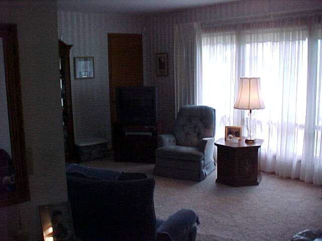 800 Allison St, Newton, KS 67114