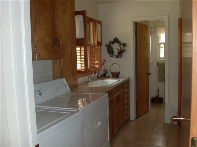 712 Hila, Derby, KS 67037