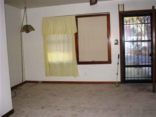 720 Grandview Ave, Newton, KS 67114